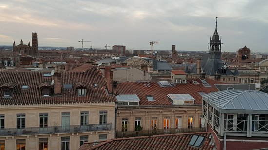 les toits de toulouse